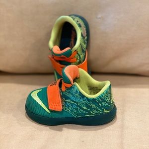 Baby Kyrie Nike sneakers